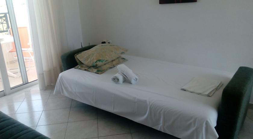 Nephele Apartments Faliraki Buitenkant foto