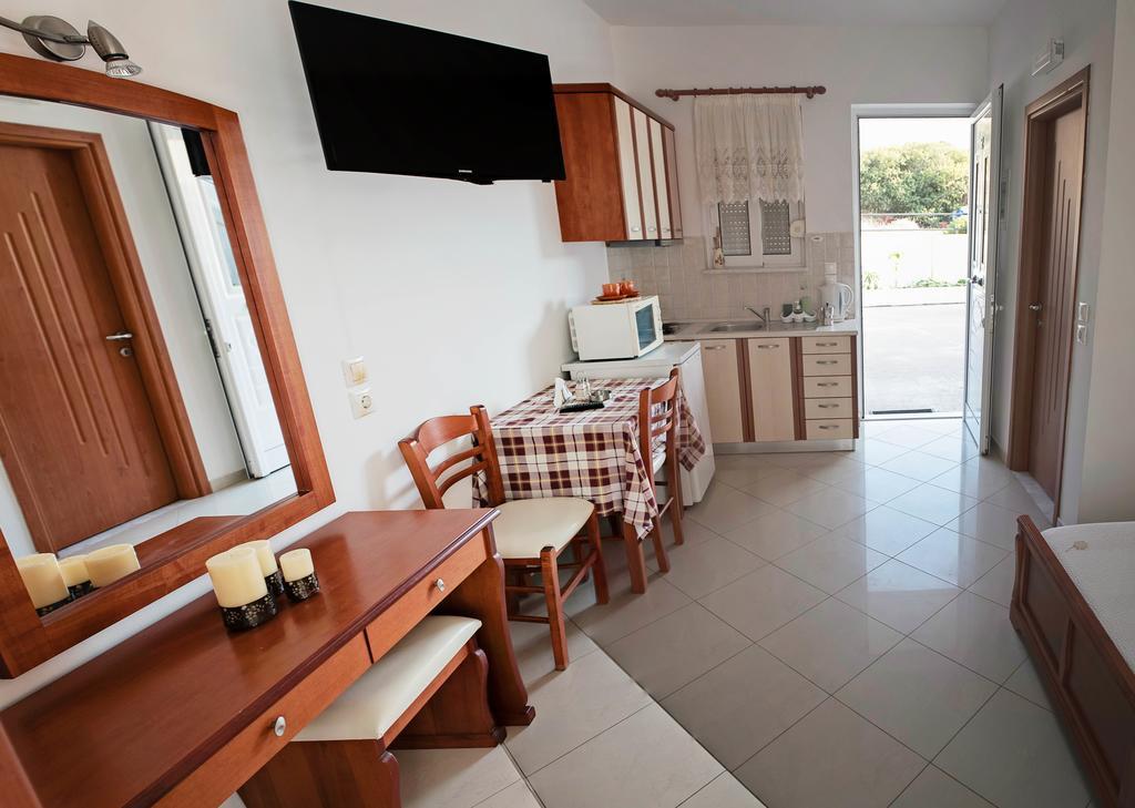 Nephele Apartments Faliraki Buitenkant foto