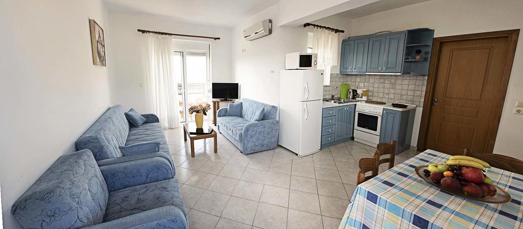 Nephele Apartments Faliraki Buitenkant foto