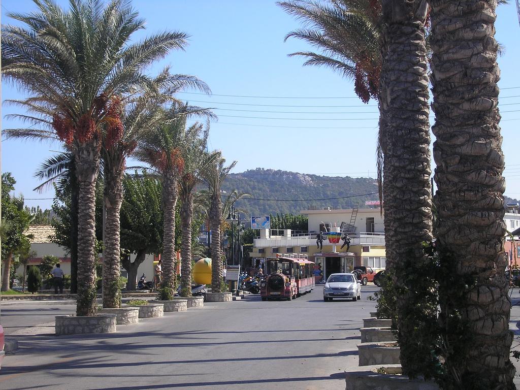 Nephele Apartments Faliraki Buitenkant foto