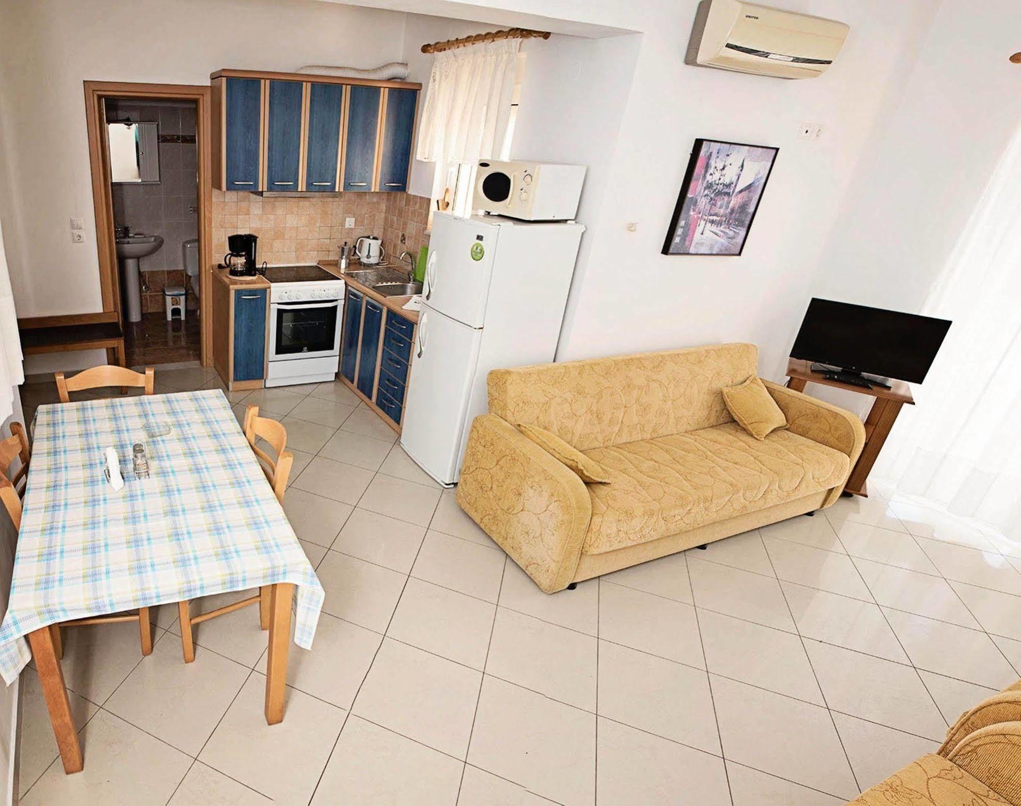 Nephele Apartments Faliraki Buitenkant foto